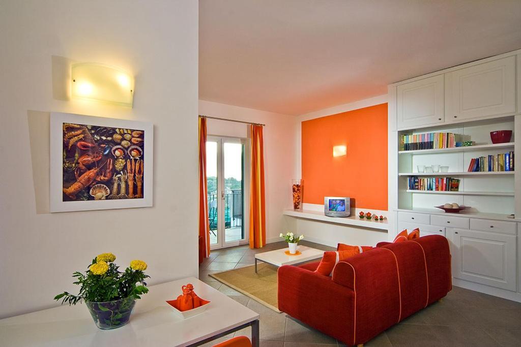 Aparthotel Le Capannelle SantʼAgata sui Due Golfi Exterior foto